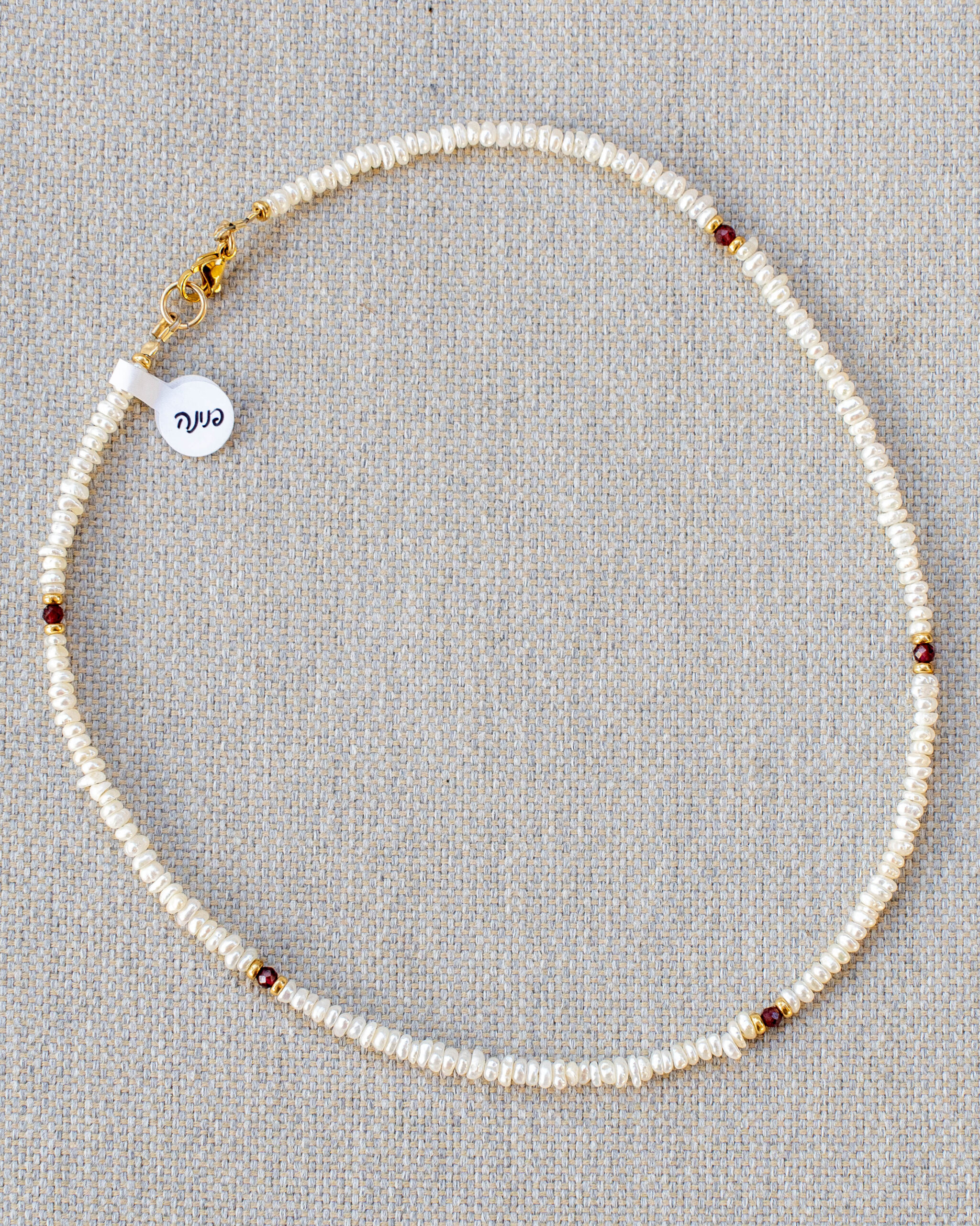 Pearl and garnet necklace