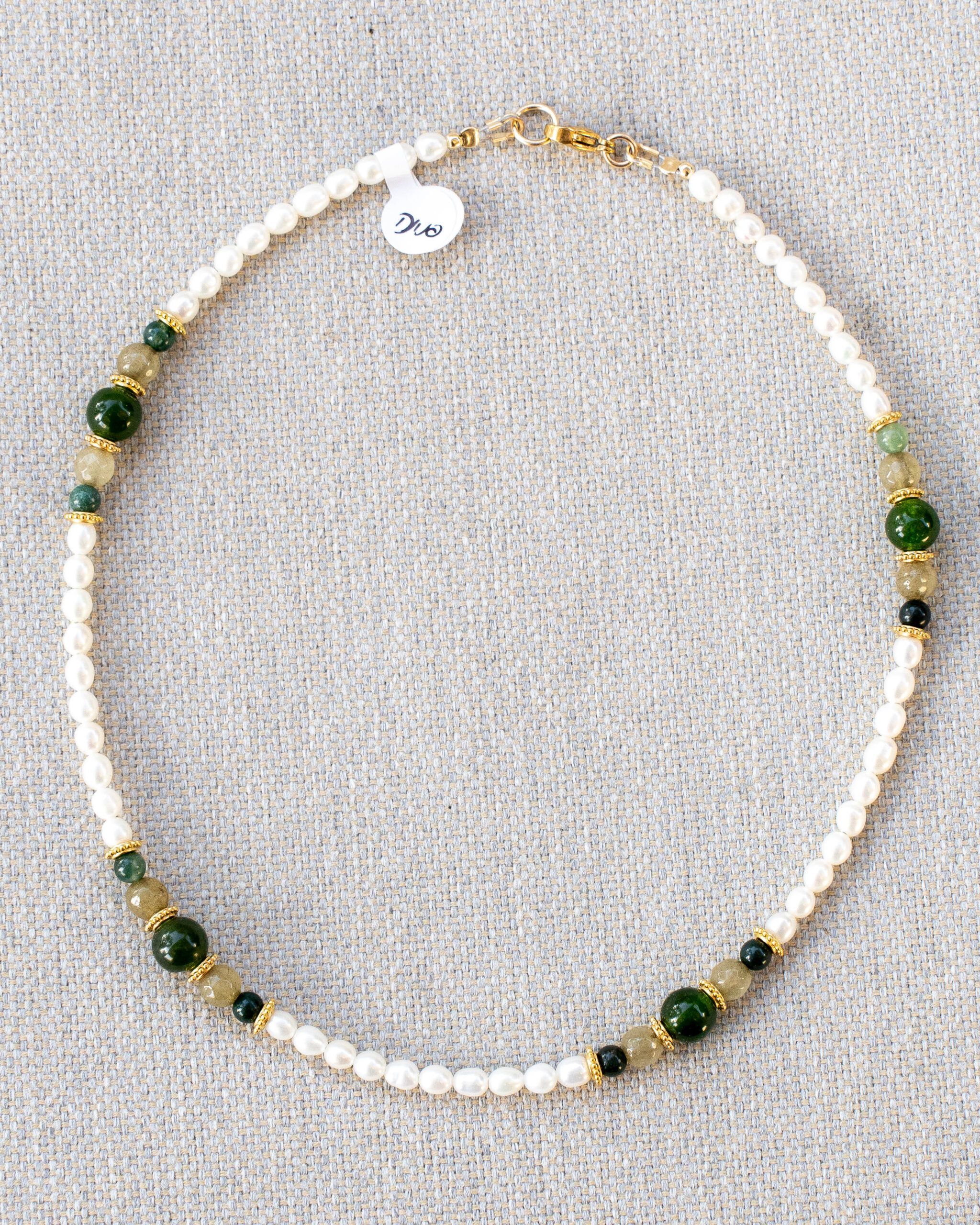 Freshwater pearl necklace, green Indian agate and green agate stones