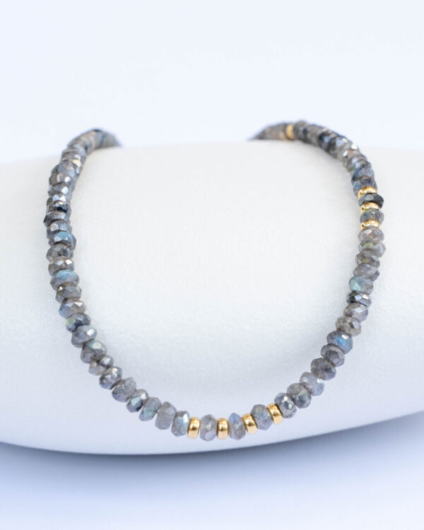 שרשרת לברדורייט