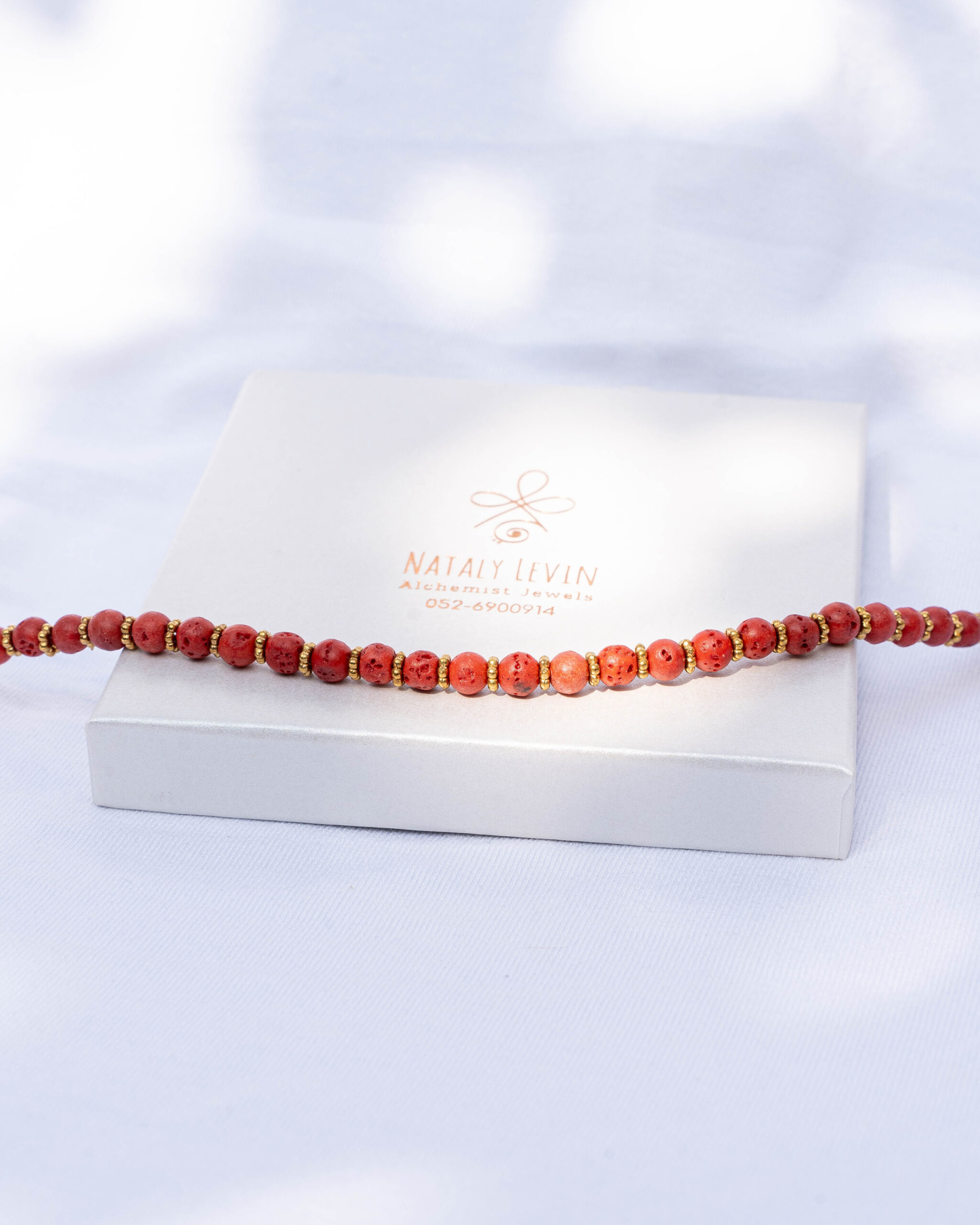 שרשרת אבן לבה כתומה/אדומה – תמונה 3